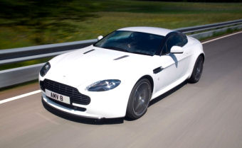 photo aston martin v8 vantage n420