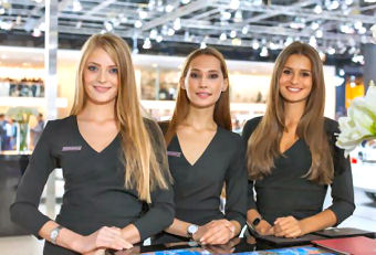 photos hotesses salon automobile geneve 2016